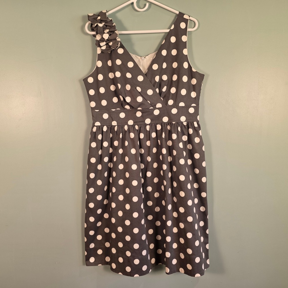 Bethany Gray White Polka Dot Ruffle Shoulder V-Neck Dress Size 12 Holiday Party